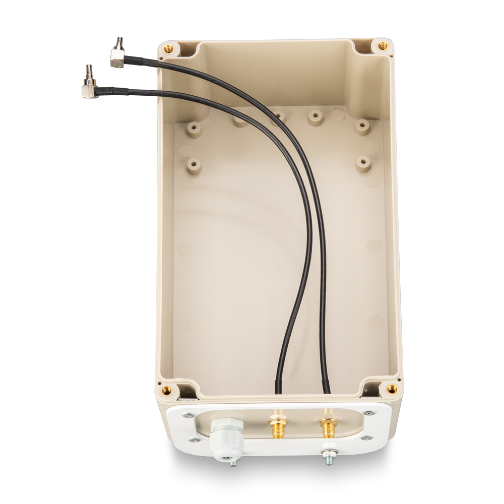 Кронштейн KGG-SMAx2 с гермобоксом для параболической 3G/WiFi/4G MIMO антенны