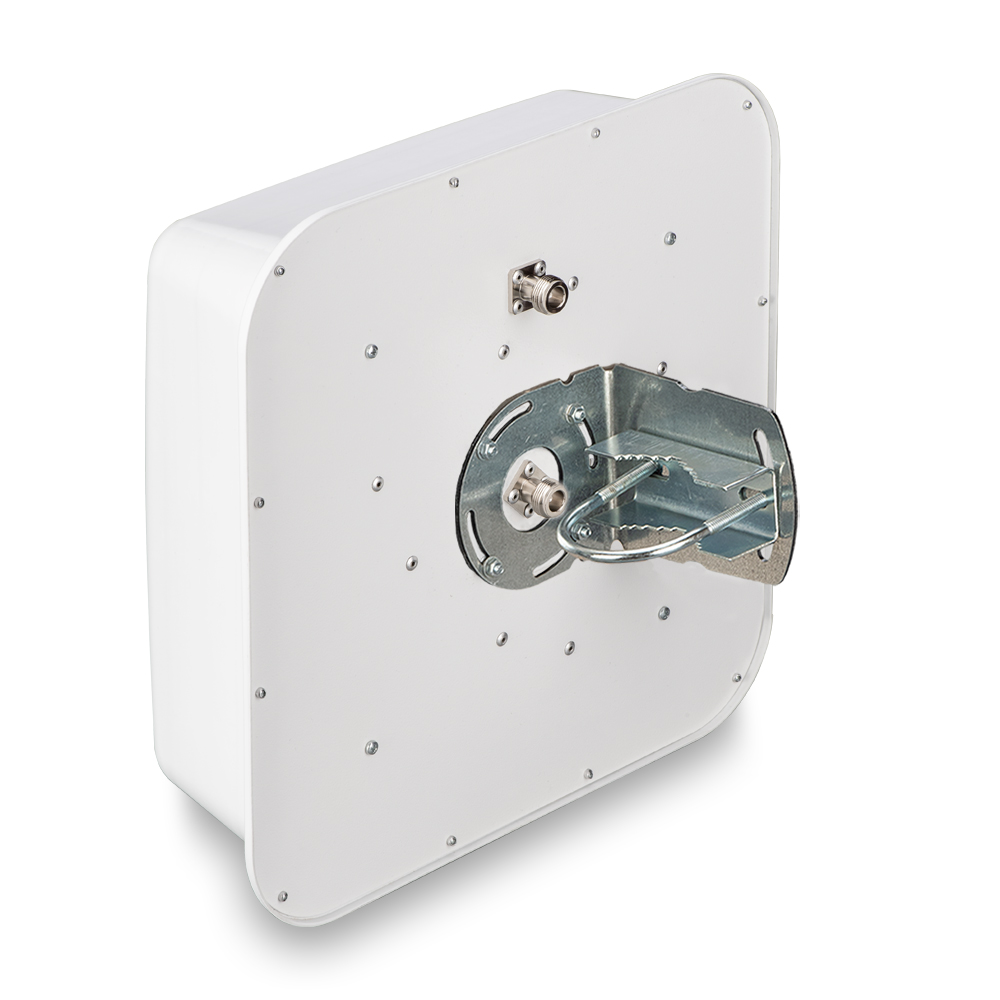 Широкополосная 2G/3G/4G MIMO антенна 15 дБ KAA15-700/2700